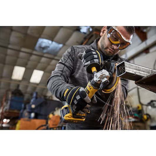 AMOLADORA DEWALT DCG404N